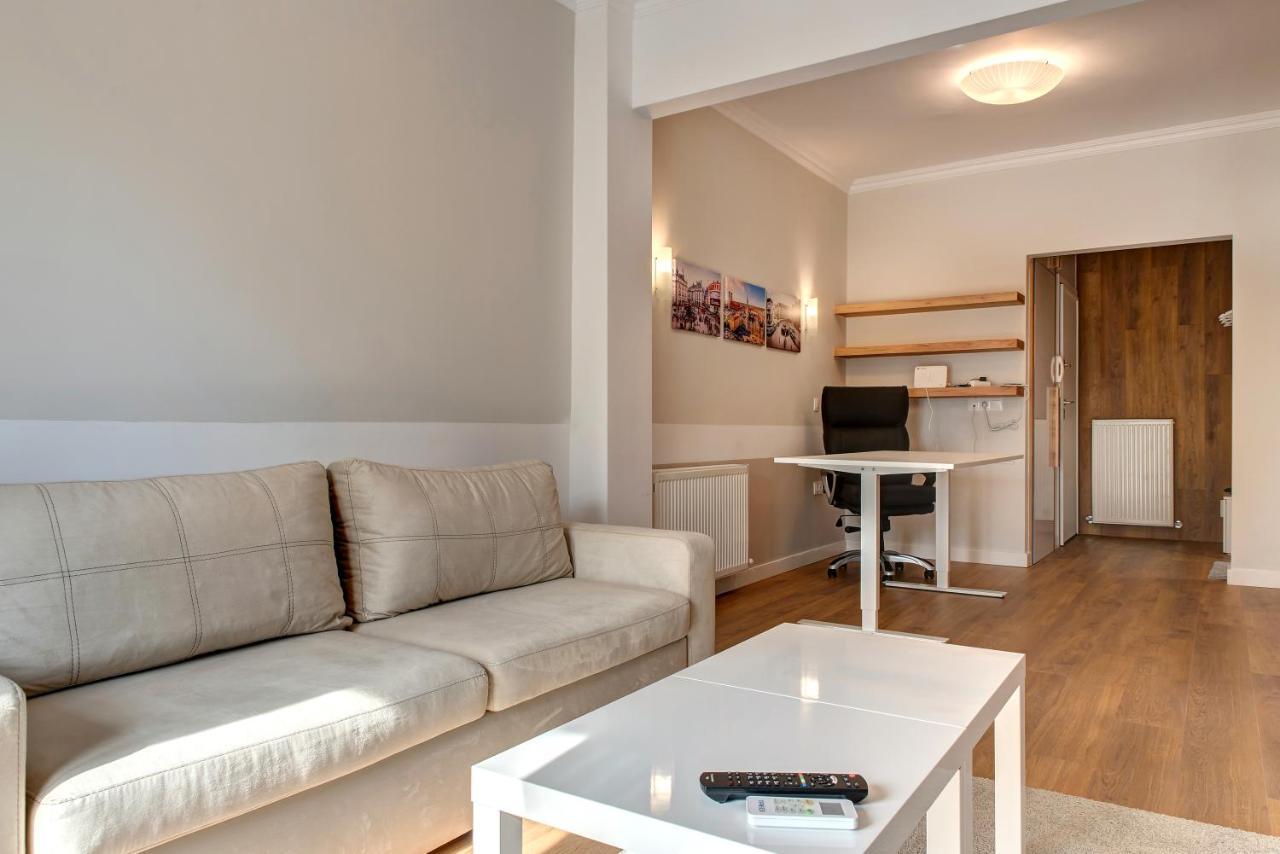 סלוניקי Modern Style Home Near The Train Station מראה חיצוני תמונה