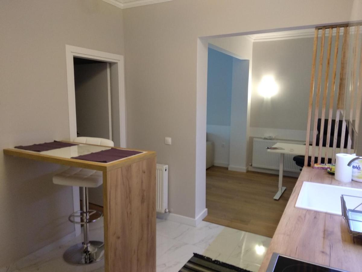 סלוניקי Modern Style Home Near The Train Station מראה חיצוני תמונה