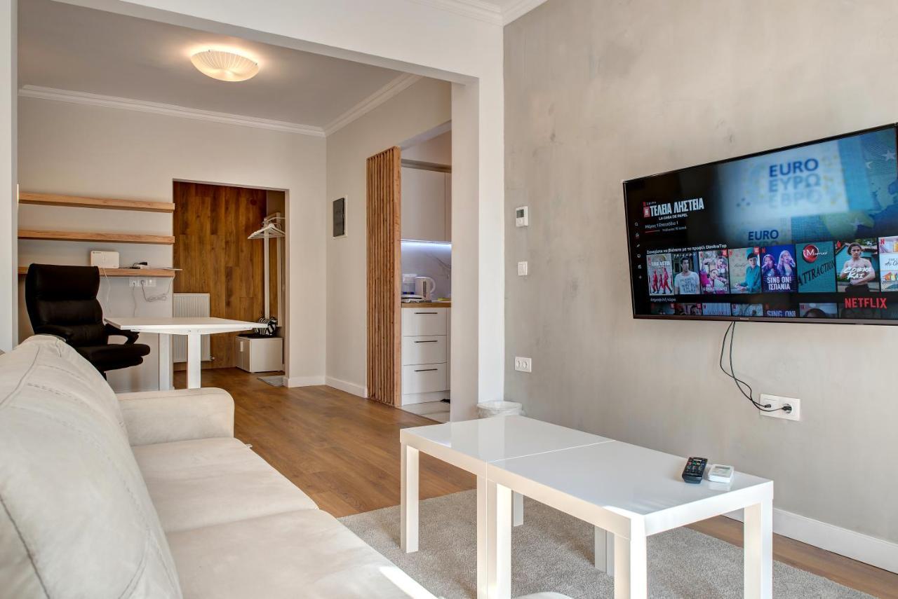 סלוניקי Modern Style Home Near The Train Station מראה חיצוני תמונה